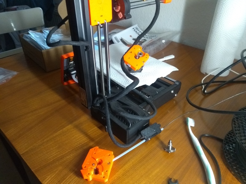 A Prusa Mini with a disassembled extruder.